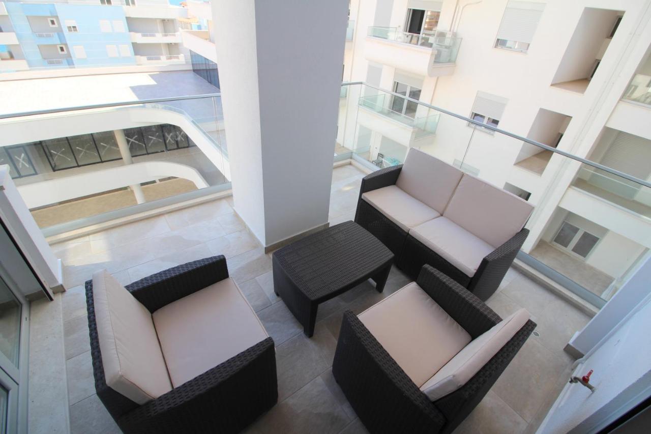 Luxury Sea View Apartaments Sarandë Exterior foto
